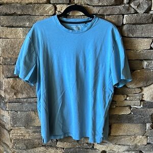 Banana Republic Luxe Touch Tee 100% cotton Men's short sleeve crew neck t-shirt